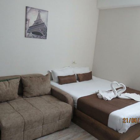 Atlas Hotel Tbilisi Exterior photo