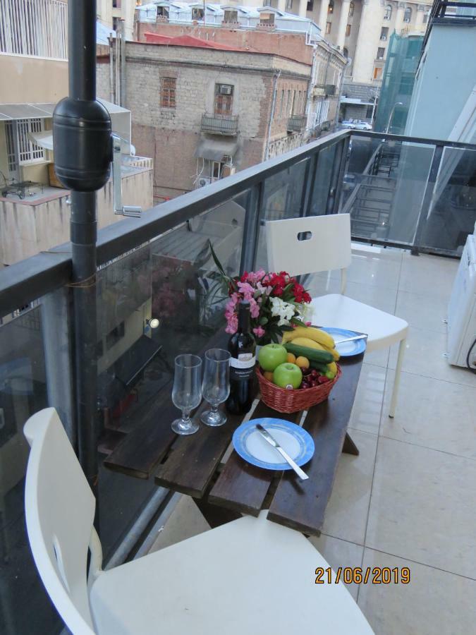 Atlas Hotel Tbilisi Exterior photo